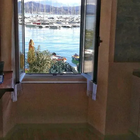 Casa Di Stella Tatil Evi Fezzano (Liguria)