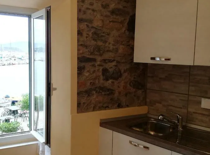 Casa Di Stella 펜션 페차노