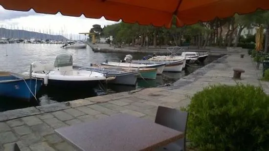 Casa Di Stella 펜션 페차노